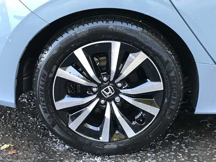 Honda Civic Hybrid 2.0 i-MMD (184ps) Elegance Hybrid eCVT 